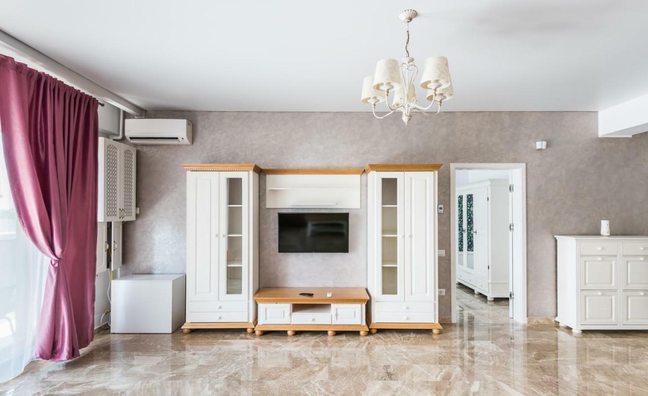 Sns Apartament In Vila Sophia Mamaia Exterior foto